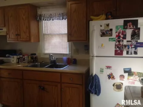 1713 N 22nd, Springfield, IL 62702 photo 8