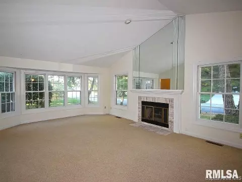 1 Chimney View Ln, Springfield, IL 62707 photo 3