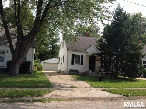2236 Keys Ave, Springfield, IL 62702 photo 1