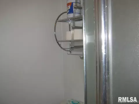 127 E Sangamon Ave, Springfield, IL 62702 photo 10