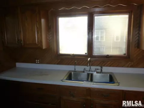 1700 E Converse, Springfield, IL 62702 photo 6