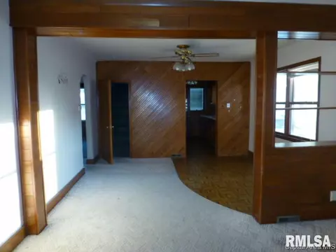 1700 E Converse, Springfield, IL 62702 photo 3