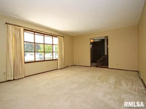 2321 E Sangamon Ave, Springfield, IL 62702 photo 3