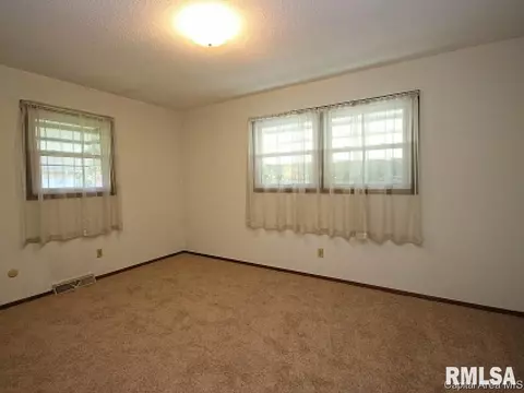 2321 E Sangamon Ave, Springfield, IL 62702 photo 23