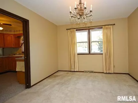 2321 E Sangamon Ave, Springfield, IL 62702 photo 7
