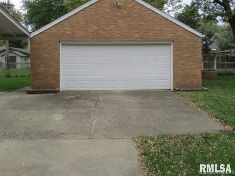 3210 S 1st St, Springfield, IL 62703 photo 8