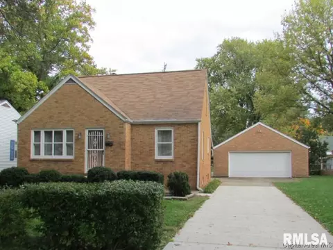 3210 S 1st St, Springfield, IL 62703 photo 1