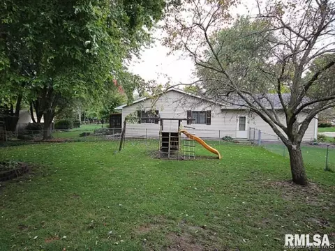 2212 Lindbergh Blvd, Springfield, IL 62704 photo 6