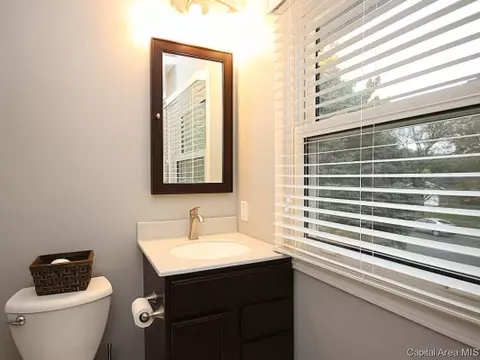 2212 Lindbergh Blvd, Springfield, IL 62704 photo 28