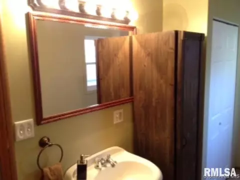 619 W Calhoun, Springfield, IL 62702 photo 10