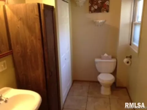 619 W Calhoun, Springfield, IL 62702 photo 4