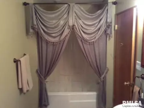 619 W Calhoun, Springfield, IL 62702 photo 7