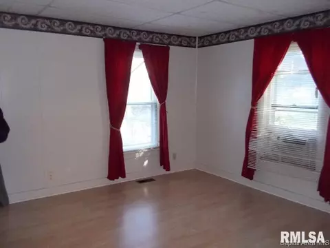 600 N Wesley St, Springfield, IL 62702 photo 9