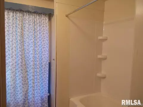 600 N Wesley St, Springfield, IL 62702 photo 13