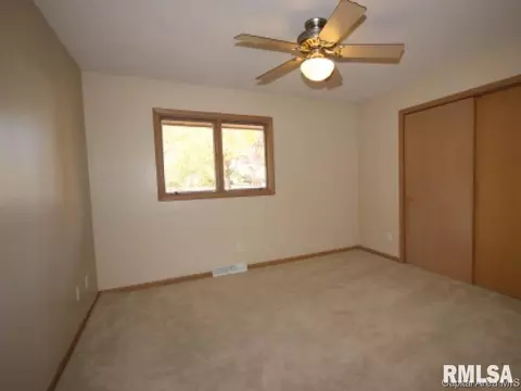 58 Glen Eagle Dr, Springfield, IL 62704 photo 15