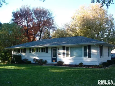 63 Circle Dr, Springfield, IL 62703 photo 1