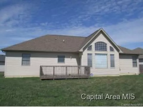 5000 Crane Dr, Springfield, IL 62711 photo 4