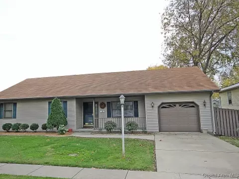 706 E Chestnut, Chatham, IL 62629 photo 2