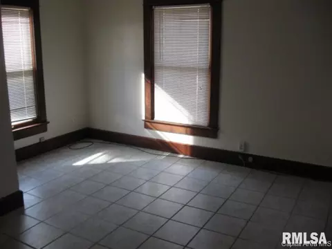 1200 S Spring St, Springfield, IL 62704 photo 15