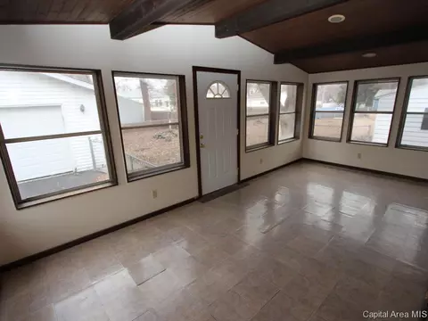 1965 E Hood St, Springfield, IL 62703 photo 15