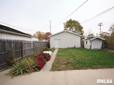 900 N 19th St, Springfield, IL 62702 photo 11