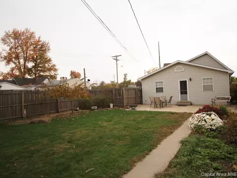 900 N 19th St, Springfield, IL 62702 photo 12