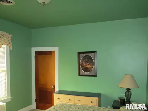 2144 N 7th St, Springfield, IL 62702 photo 8
