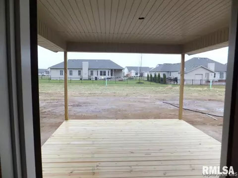 804 Pheasant Run, Sherman, IL 62684 photo 2