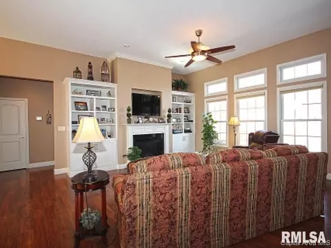 2101 Harbor Lndg, Springfield, IL 62712 photo 3