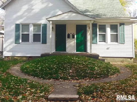 832 N 8th, Springfield, IL 62702 photo 1