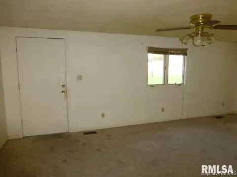 224 E Houston, Springfield, IL 62707 photo 2