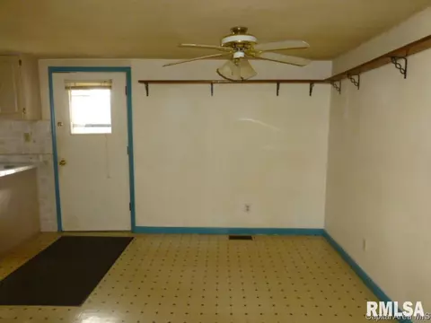 224 E Houston, Springfield, IL 62707 photo 6