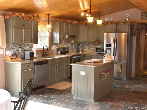 116 Gabbert Rd, Springfield, IL 62707 photo 3