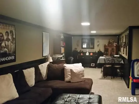 2929 Selkirk, Springfield, IL 62702 photo 10