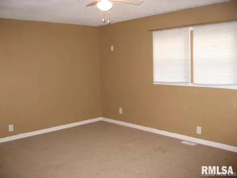 5 Lilac Ln, Springfield, IL 62702 photo 5