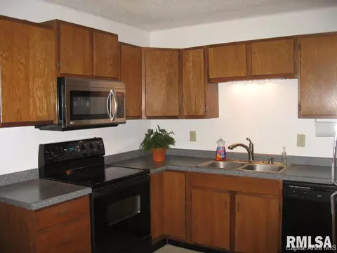 5 Lilac Ln, Springfield, IL 62702 photo 8