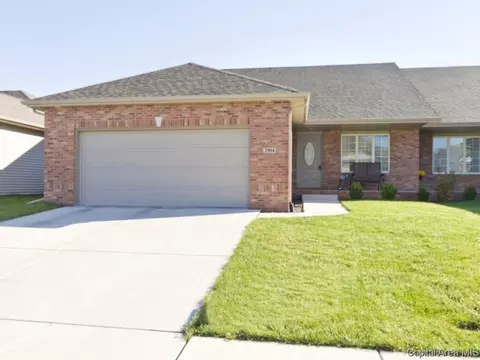 2904 Sandy, Springfield, IL 62711 photo 1