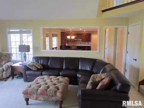 3 Abbey Ct, Chatham, IL 62629 photo 5