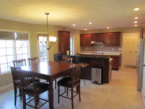 3 Abbey Ct, Chatham, IL 62629 photo 6