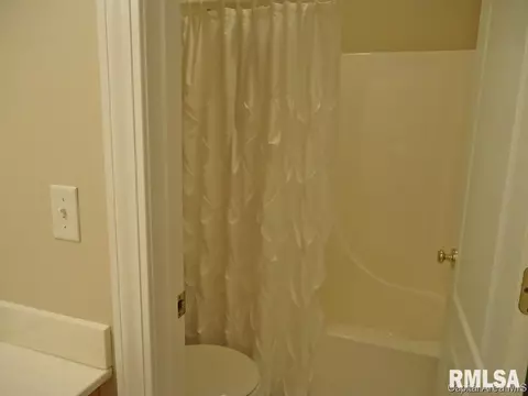 1104 Bridle Path Ln, Springfield, IL 62712 photo 23