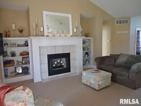 1104 Bridle Path Ln, Springfield, IL 62712 photo 10