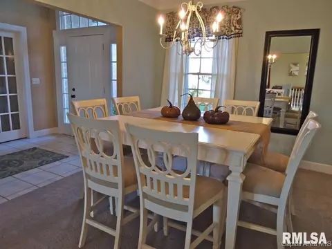 1104 Bridle Path Ln, Springfield, IL 62712 photo 13