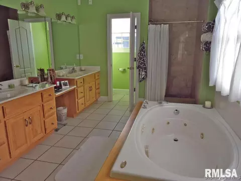 1104 Bridle Path Ln, Springfield, IL 62712 photo 18