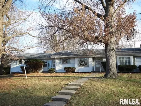 6 Hackney Dr, Springfield, IL 62702 photo 2