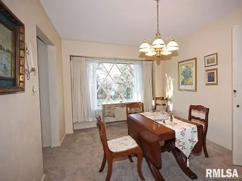 6 Hackney Dr, Springfield, IL 62702 photo 9