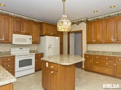 5108 Eagle Rdg, Springfield, IL 62711 photo 6