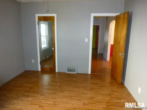 2448 S 5th Street St, Springfield, IL 62703 photo 8