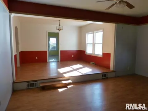 2448 S 5th Street St, Springfield, IL 62703 photo 2