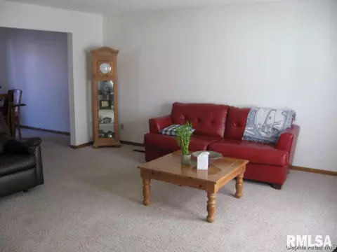 5278 Coleman St, Springfield, IL 62703 photo 3