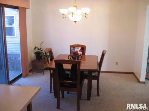 5278 Coleman St, Springfield, IL 62703 photo 9
